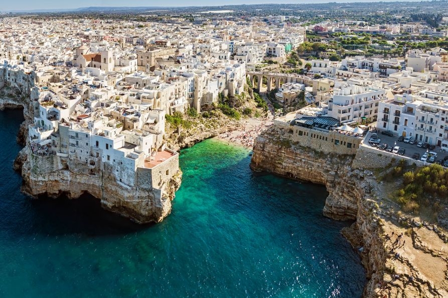 consulta AL-polignano-893x595