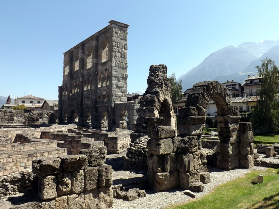 teatro romano aosta_893